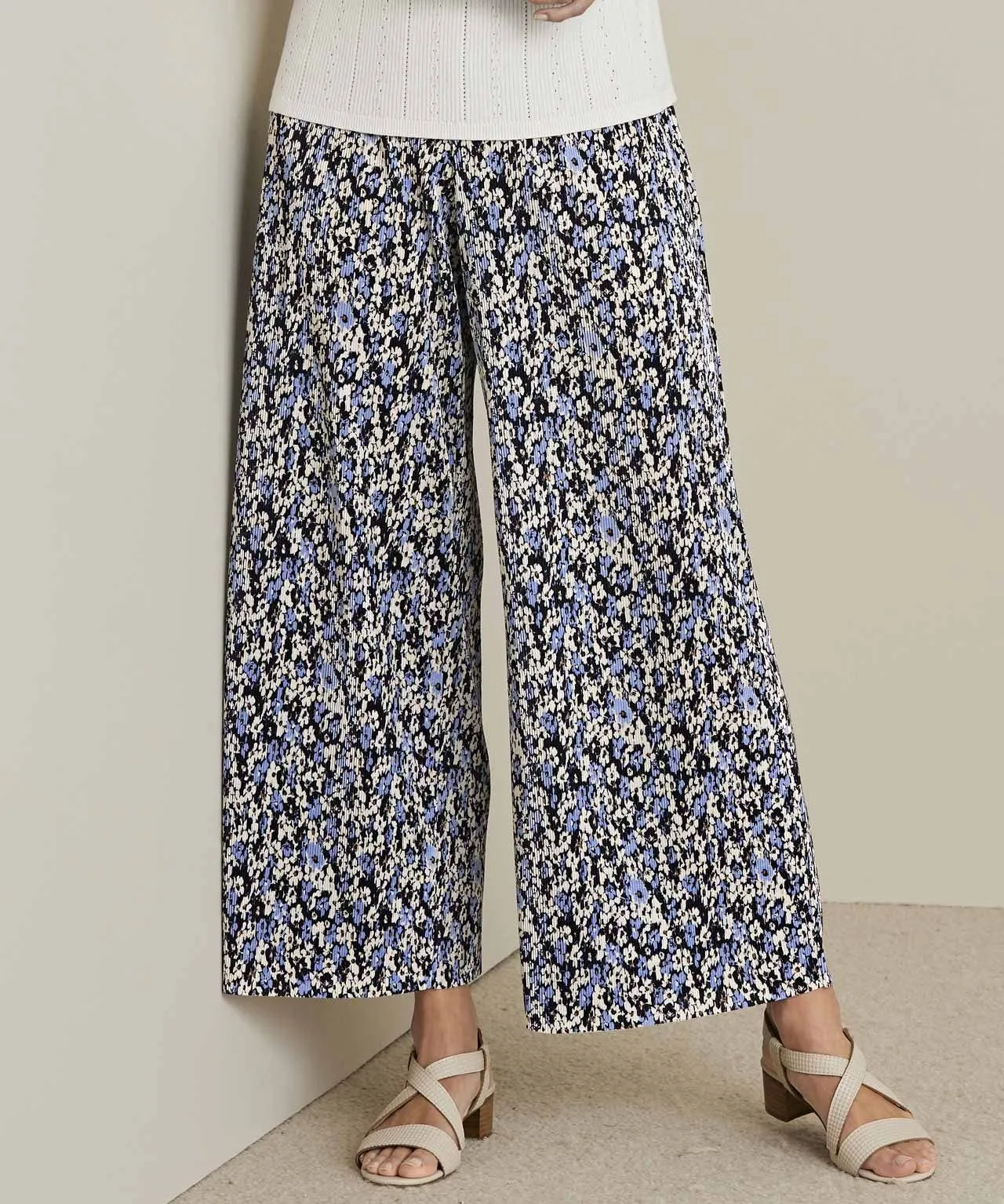 Pleated Trousers 7 or 8 Inch