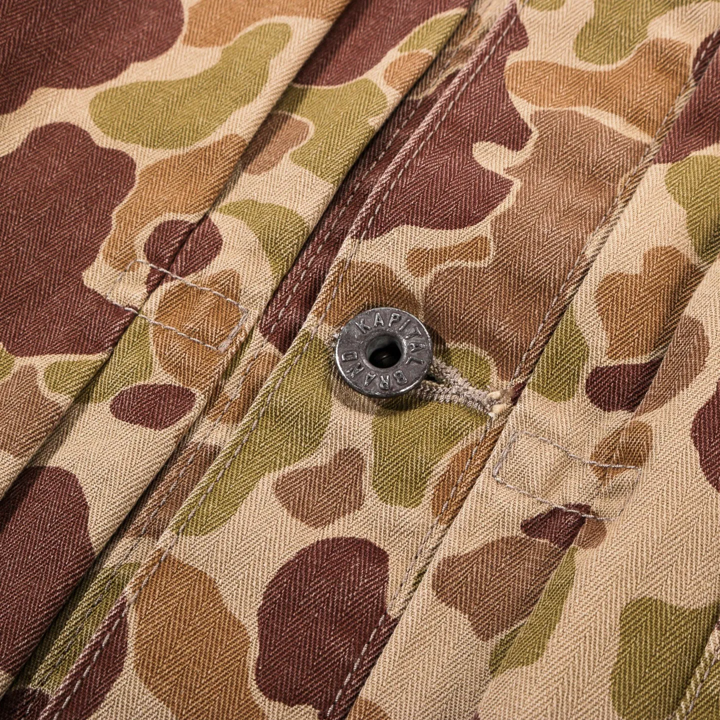 Herringbone Camo Jacket in Beige Khaki