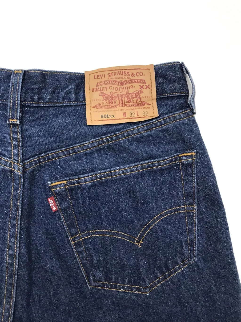 Levis Vintage Shorts Mid-Blue USA Waist 31