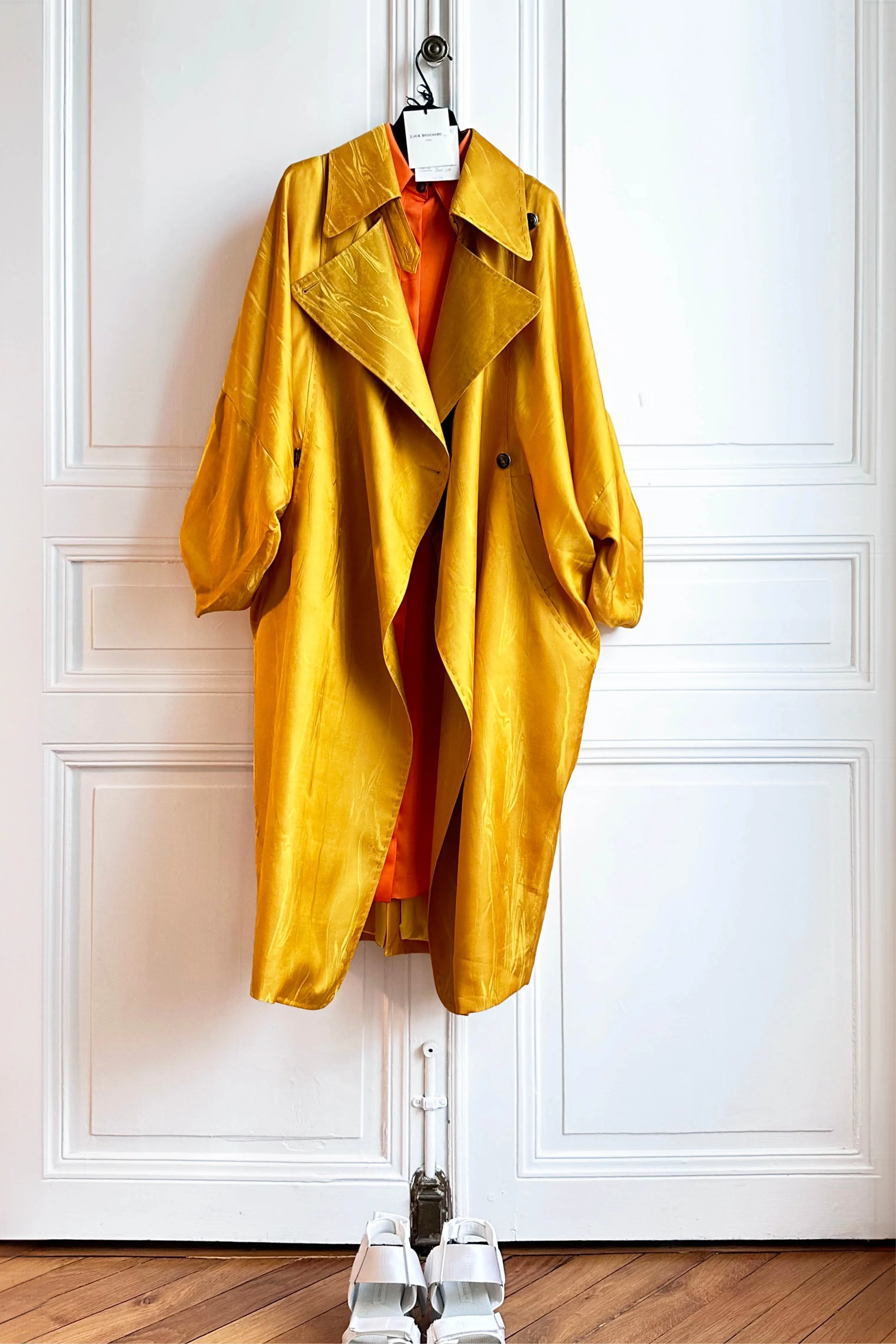 Oversize Fluid Coat in Yellow Marble Silk by LINQ