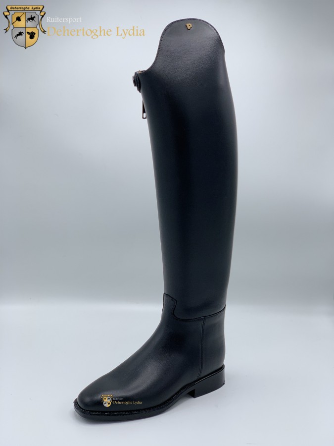 Petrie Black equestrian boots for competitive riding