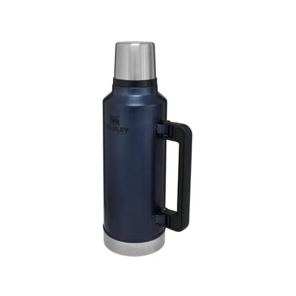 Stanley Classic Legendary Bottle | 2.0 QT | 1.9L - Nightfall