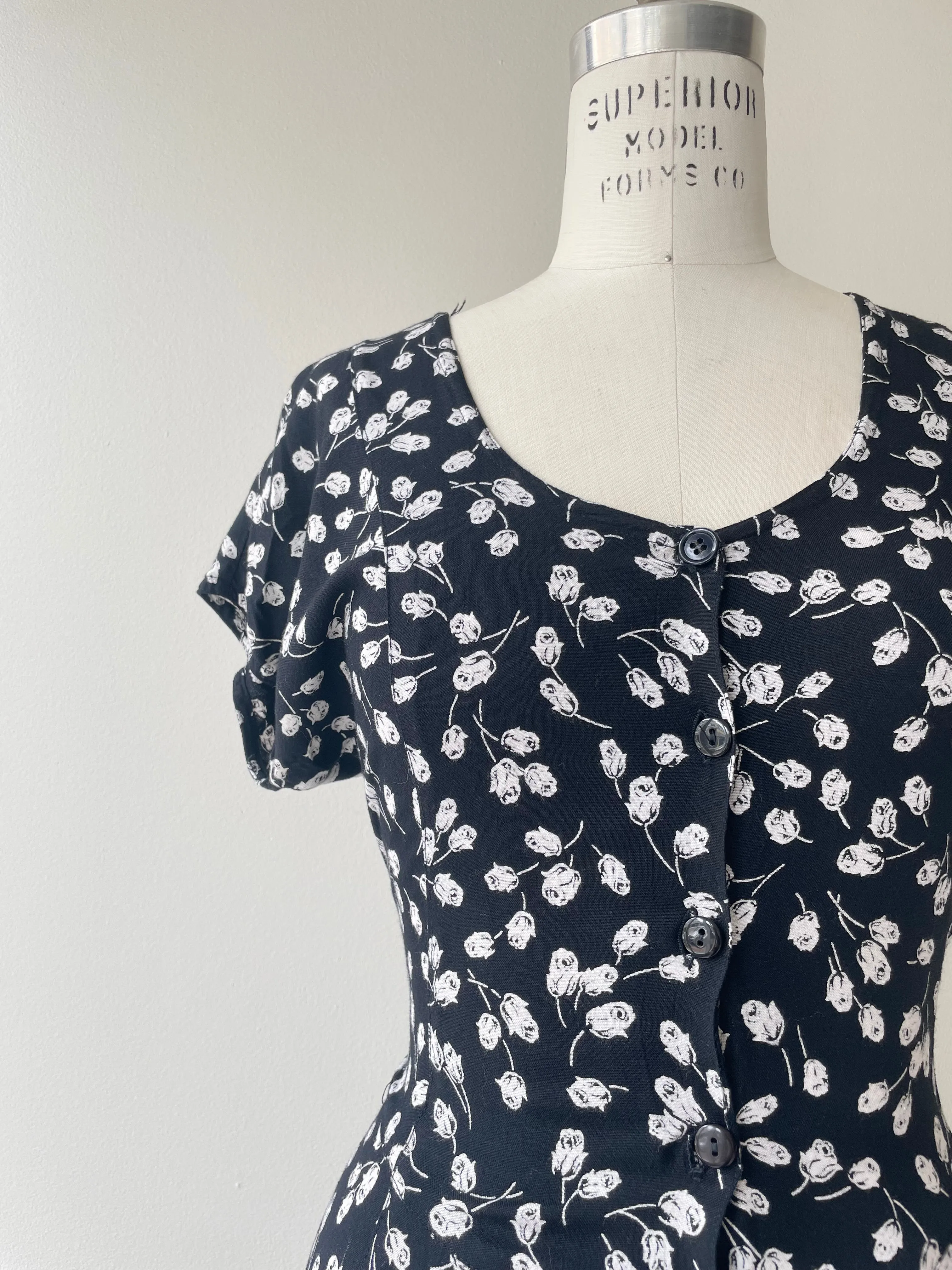 Vintage Roses Print Dress | 1990s