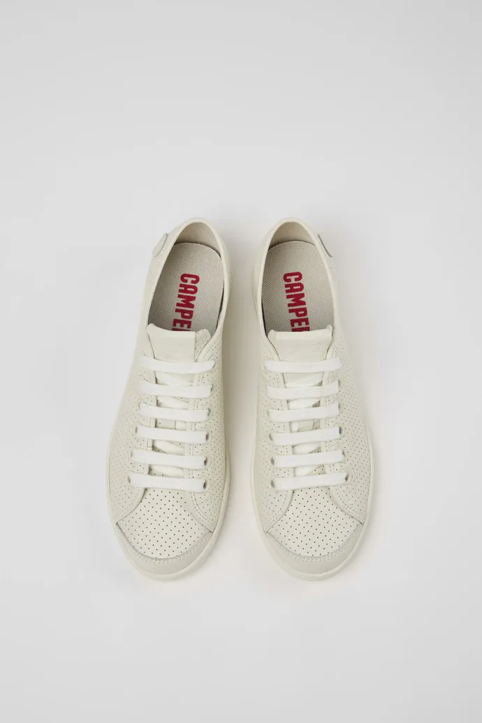 Women's Uno White Sneaker.