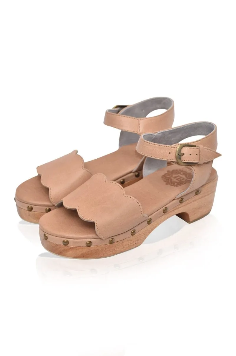 Vintage Beige Santa Monica Clog Sandals