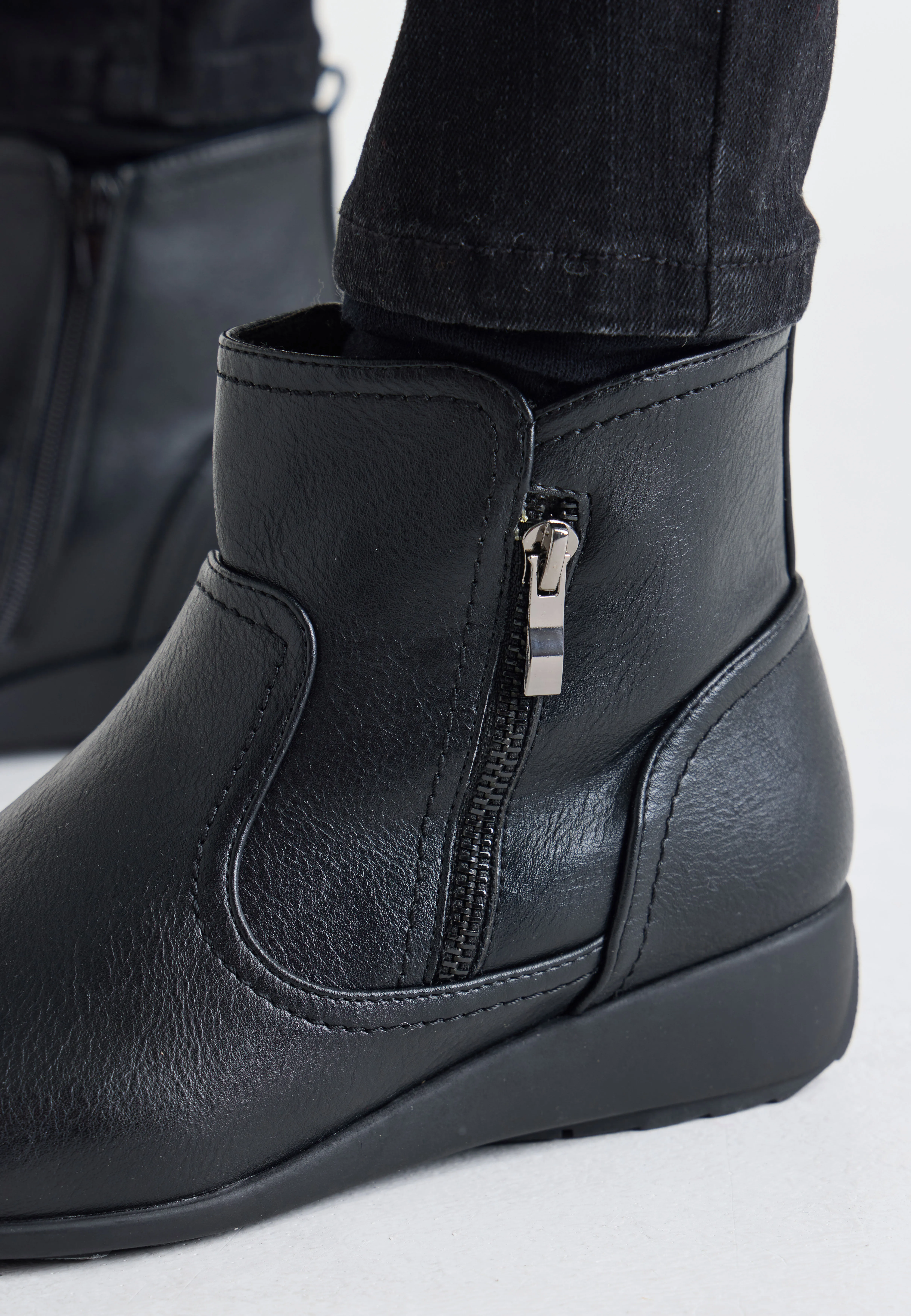 Women's Black Side Zip Comfort Walker Ankle Boots Sale